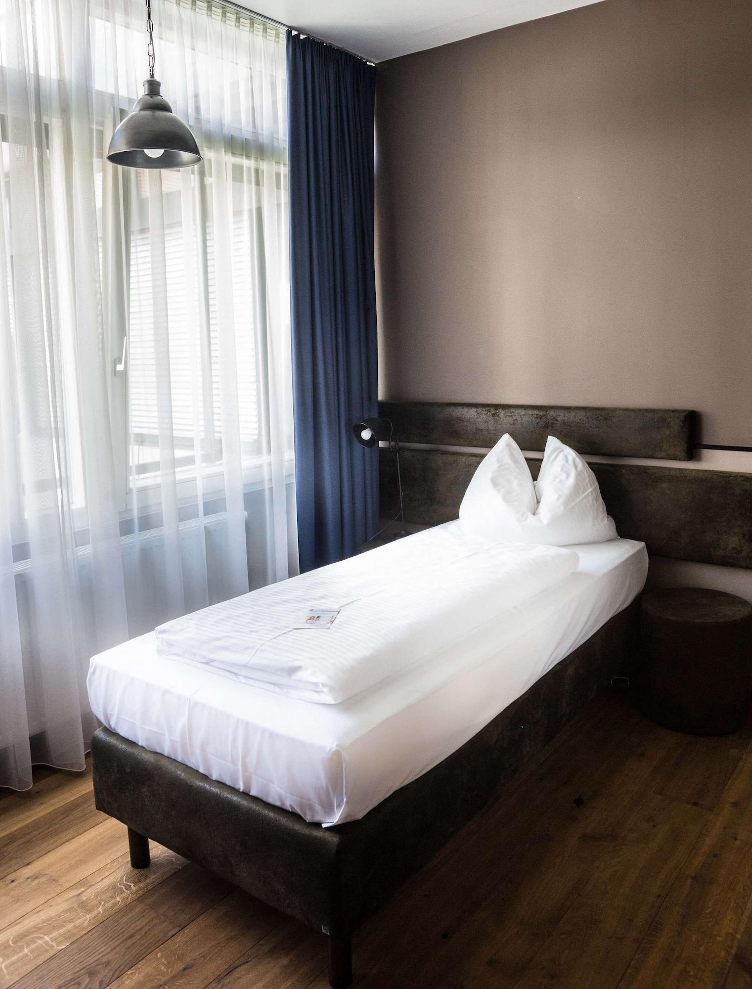Best Western Loftstyle Hotel Stuttgart-Zuffenhausen Extérieur photo